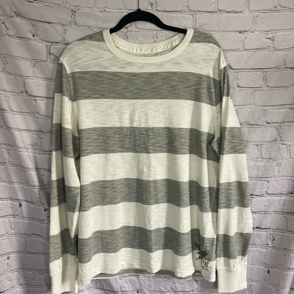 American Eagle Long Sleeve